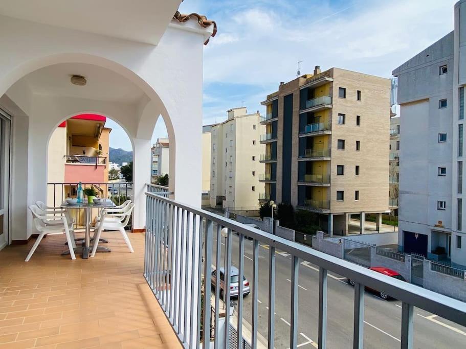 Apartamentos Aquarium Rosas Exterior foto